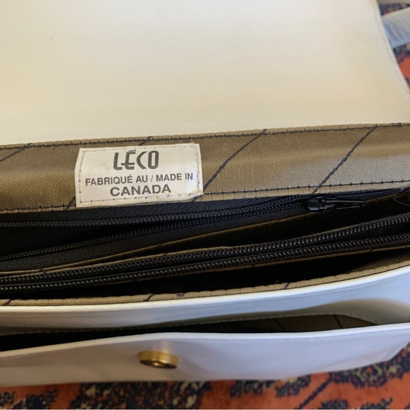 80s White Leather Crossbody - Picture 5 of 8